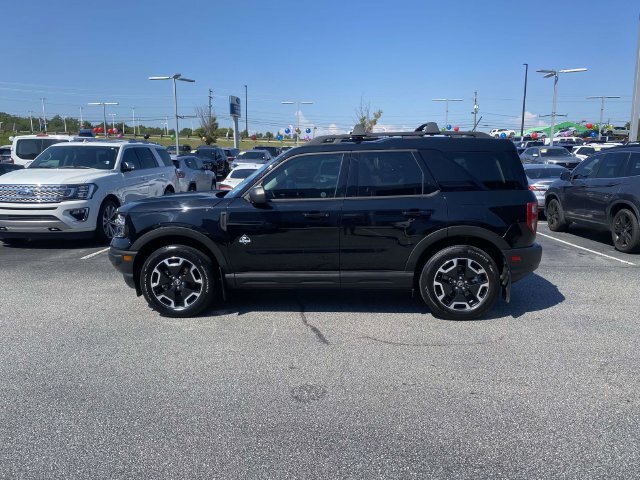 Certified 2023 Ford Bronco Sport Outer Banks w/ Tech Package AWD/4WD image 4