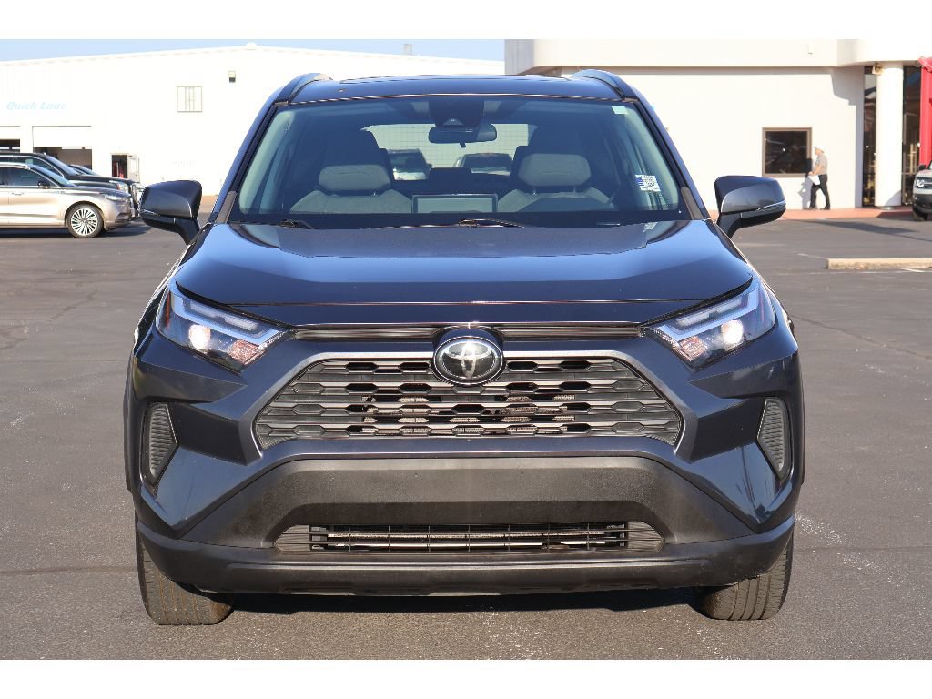 Used 2023 Toyota RAV4 XLE w/ Convenience Package FWD image 9