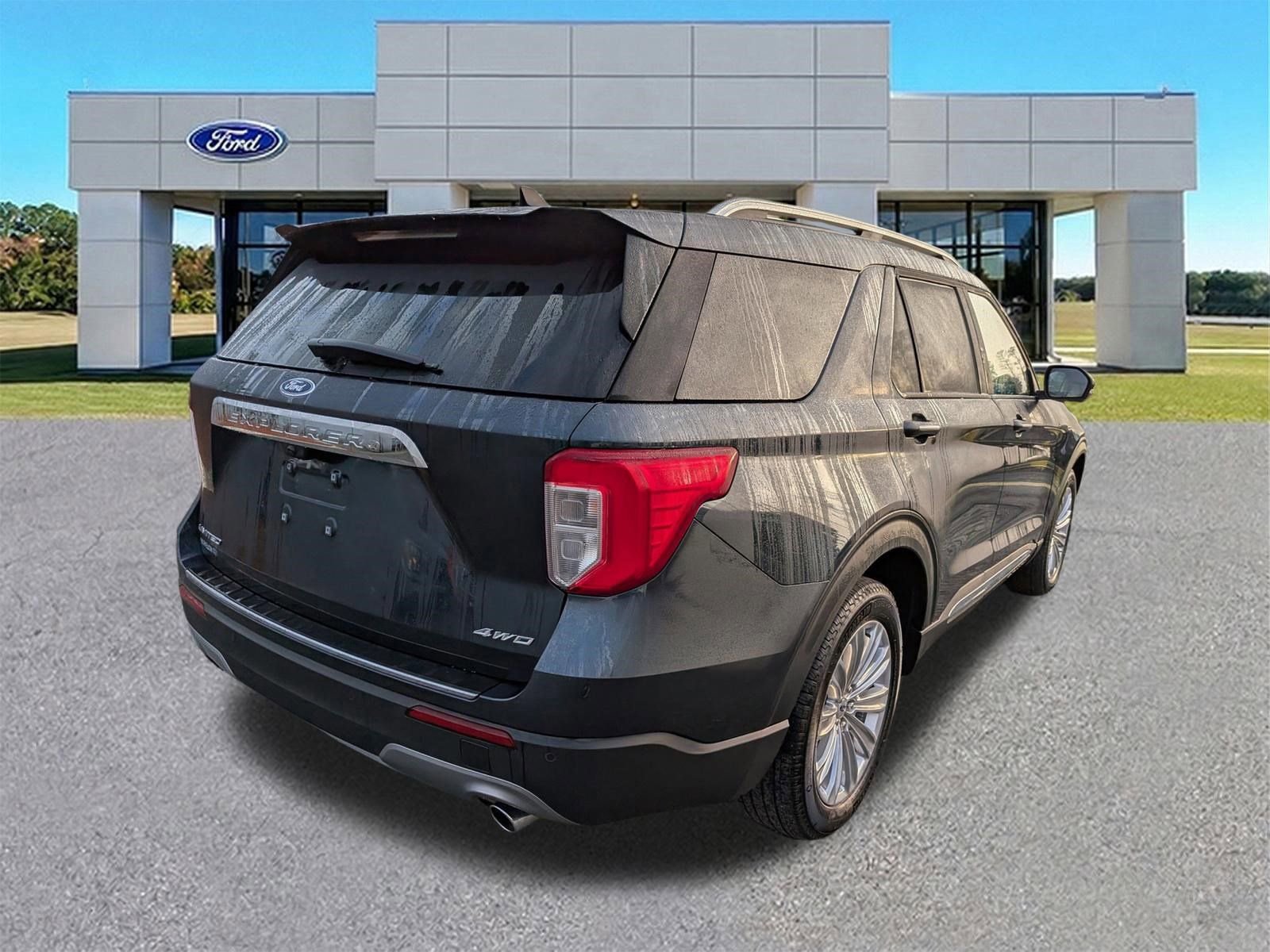 Certified 2023 Ford Explorer Limited w/ Limited Technology Package image 5
