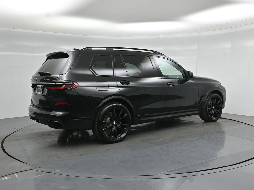 Used 2026 BMW X7 xDrive40i w/ Executive Package AWD/4WD image 29