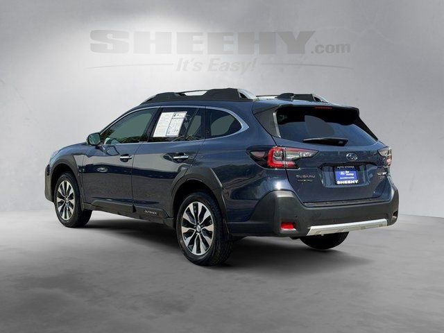 Used 2025 Subaru Outback Touring AWD/4WD image 16