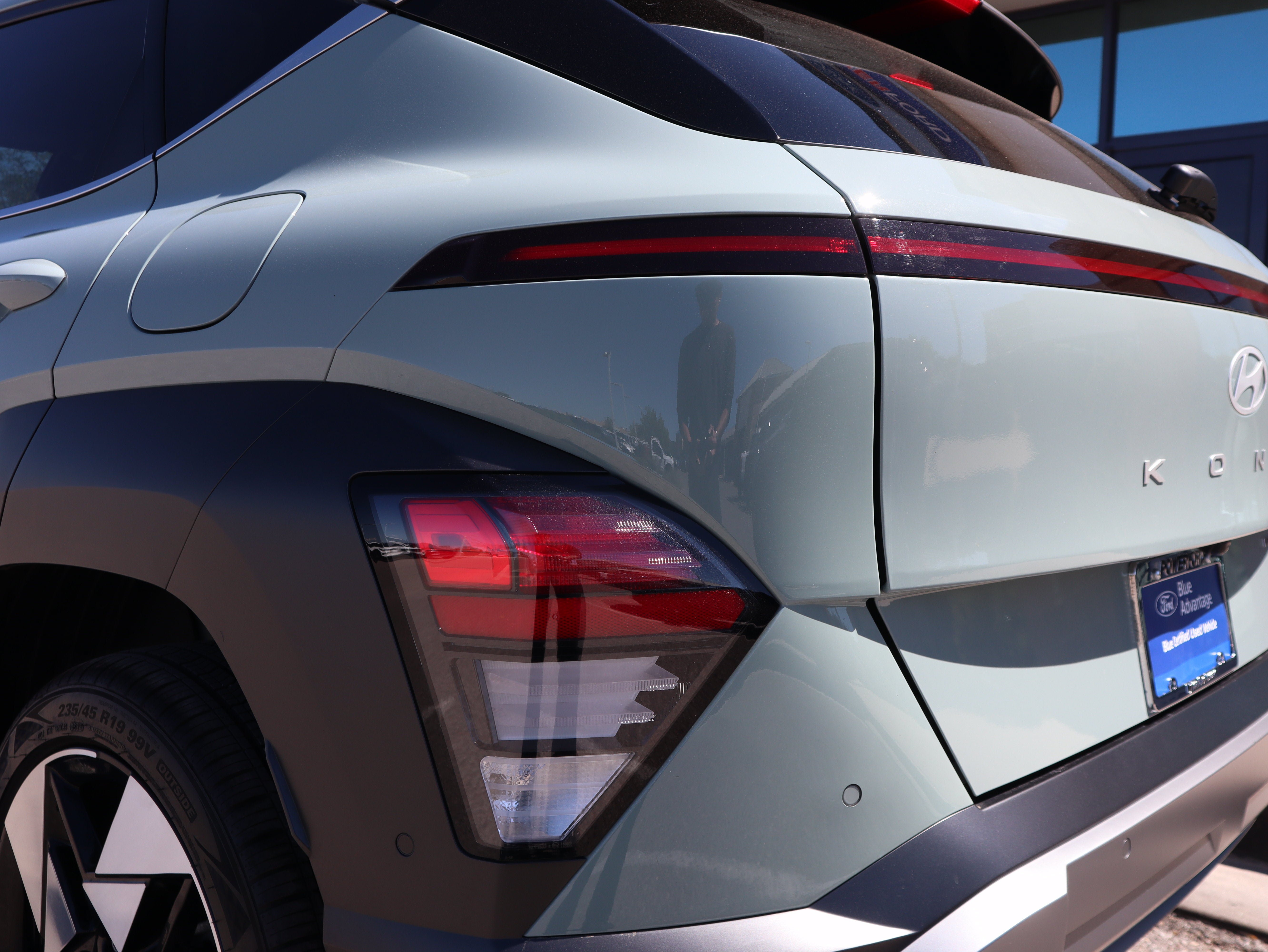 Used 2024 Hyundai Kona Limited AWD/4WD image 18