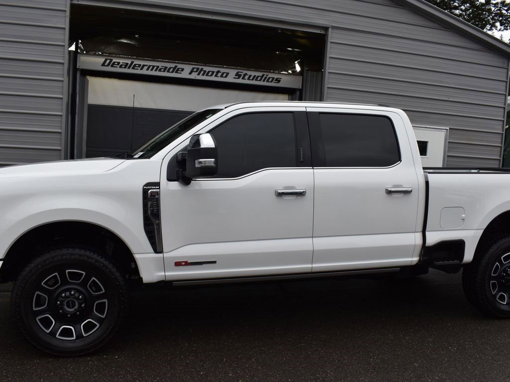 Certified 2024 Ford F350 Platinum w/ FX4 Off-Road Package image 25