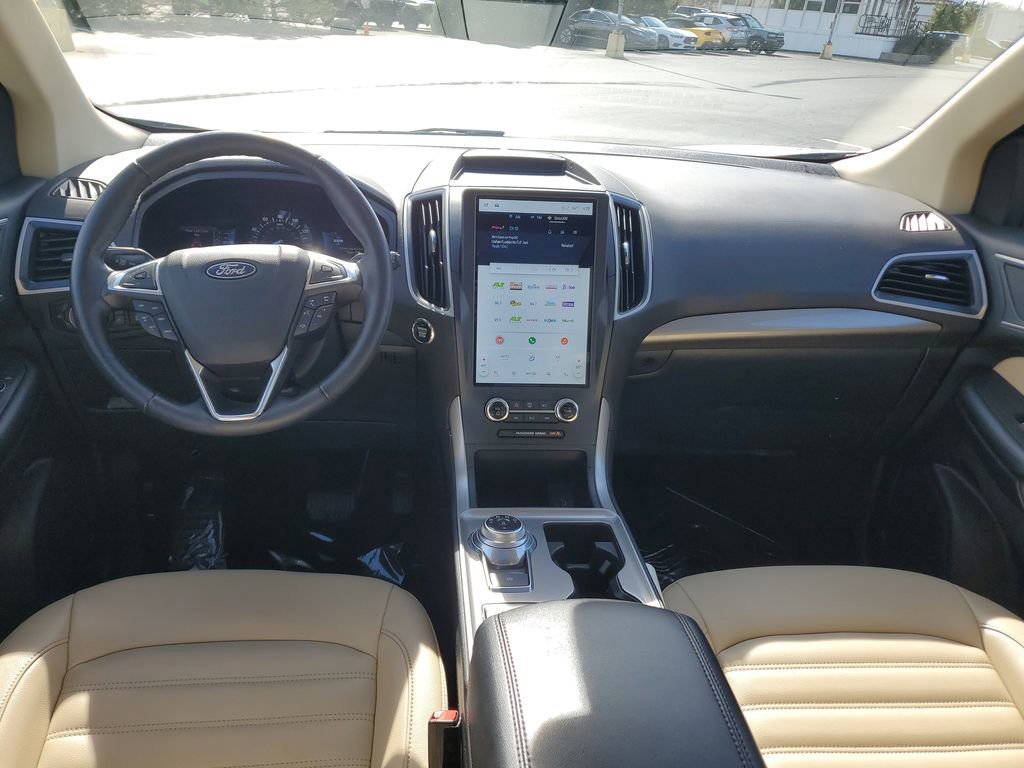 Certified 2023 Ford Edge SEL w/ Convenience Package image 9