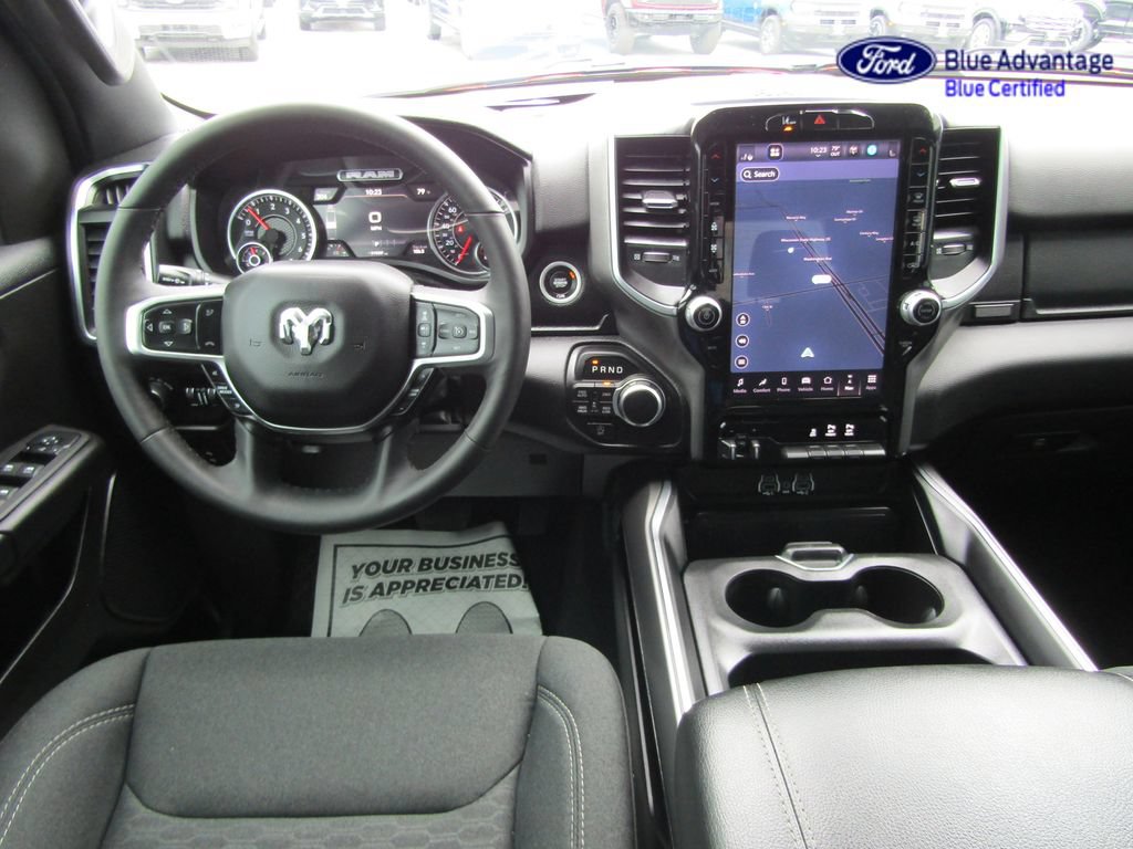 Used 2025 RAM 1500 Big Horn AWD/4WD image 8