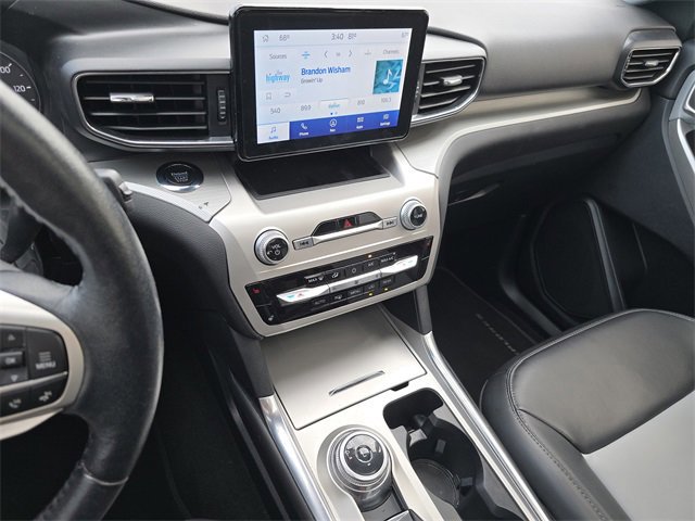 Certified 2022 Ford Explorer XLT w/ Equipment Group 202A image 33