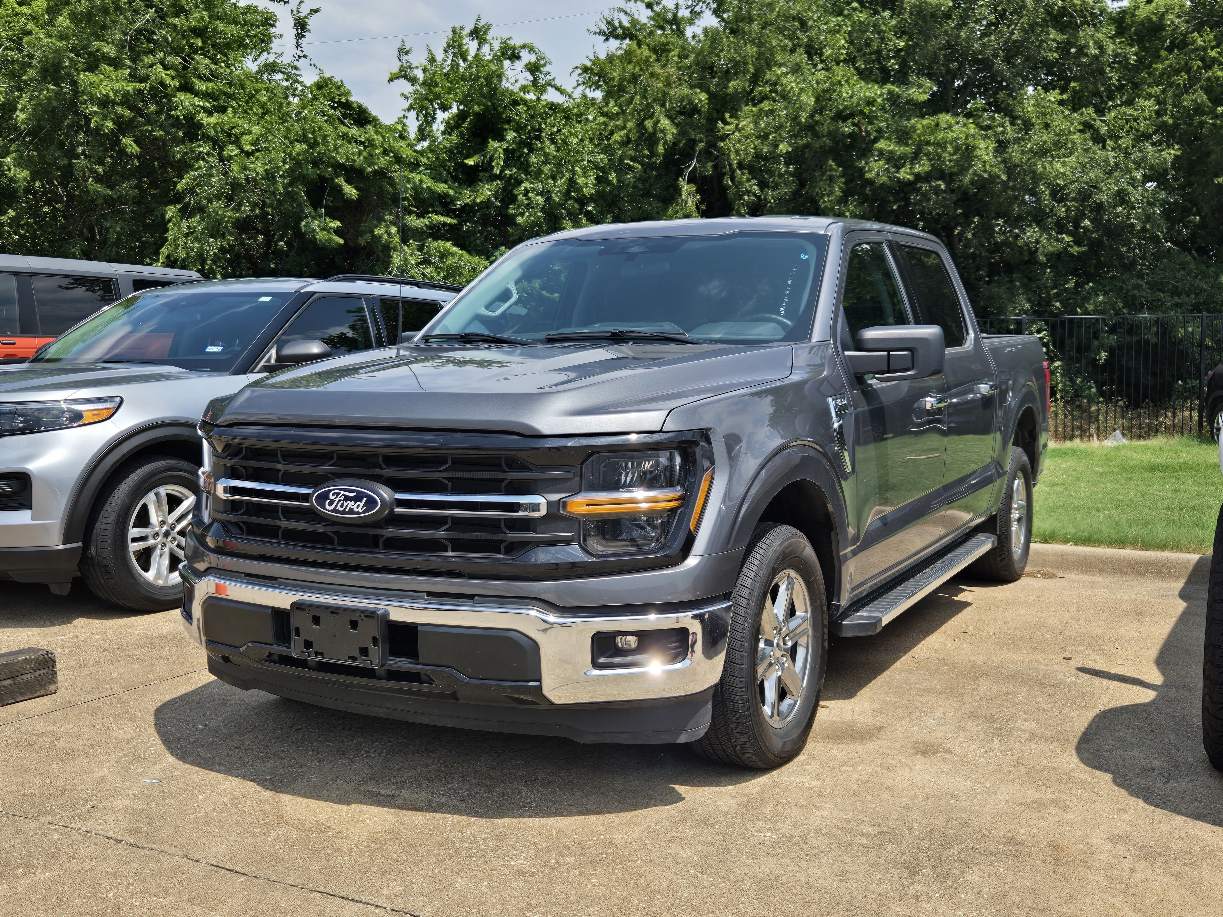 Certified 2025 Ford F150 XLT w/ Equipment Group 301A Standard RWD image 3
