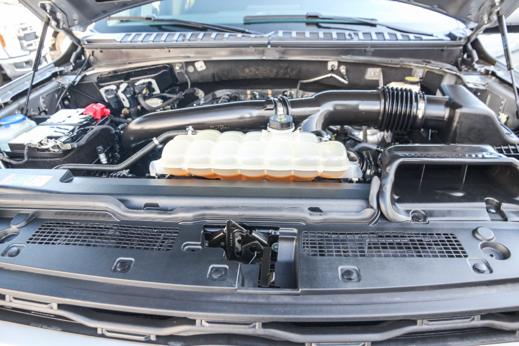 Certified 2022 Ford Expedition XLT RWD image 28