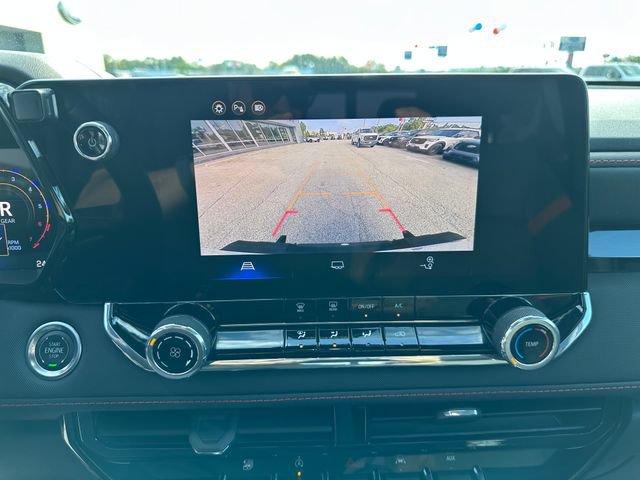 Used 2024 Chevrolet Colorado Z71 w/ Advanced Trailering Package AWD/4WD image 16