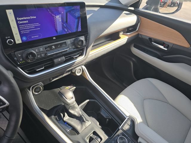 Used 2026 Toyota Grand Highlander AWD image 30