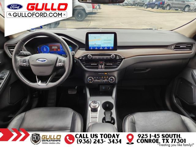 Certified 2020 Ford Escape Titanium w/ Titanium Premium Package 2.0 FWD image 12