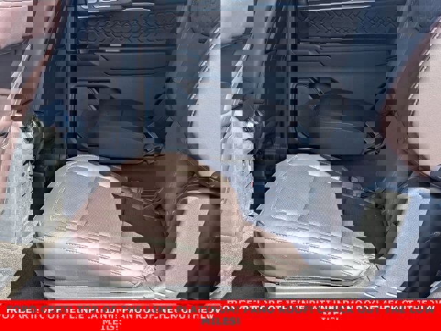 Certified 2025 Ford Explorer Platinum w/ LUX Leather Package image 23