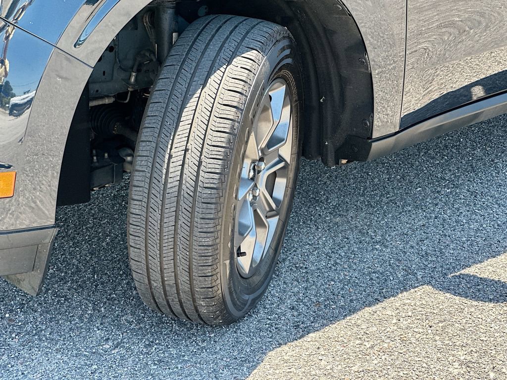 Certified 2022 Ford Maverick XLT FWD image 25