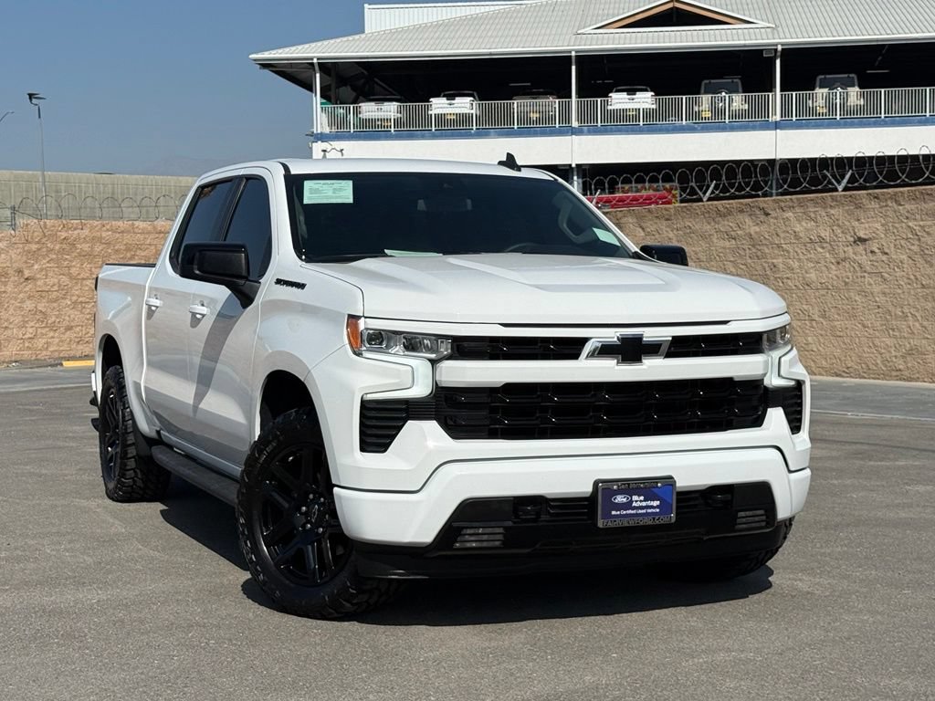 Used 2022 Chevrolet Silverado 1500 RST w/ Protection Package RWD image 3