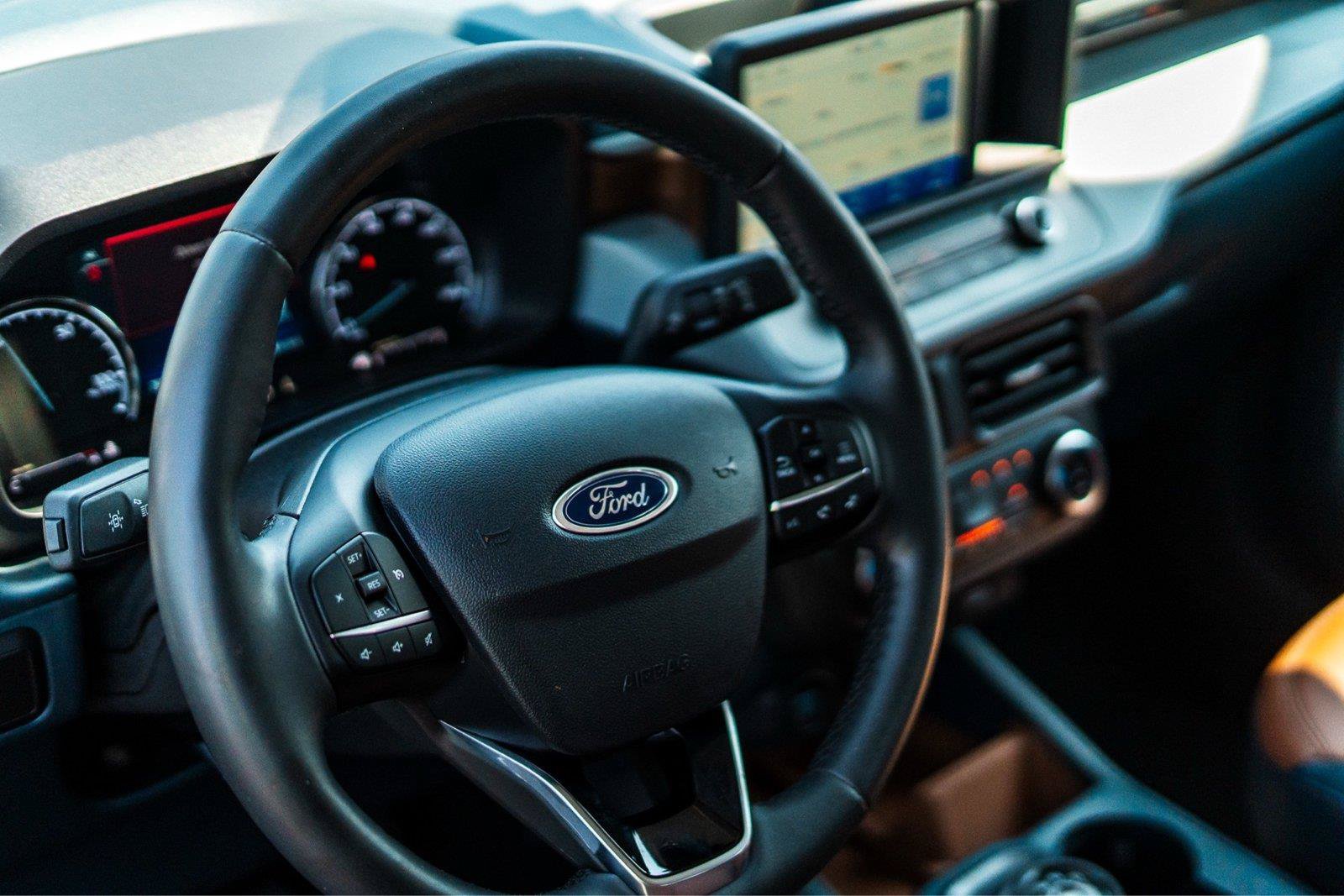 Certified 2023 Ford Maverick Lariat w/ Lariat Luxury Package FWD image 9