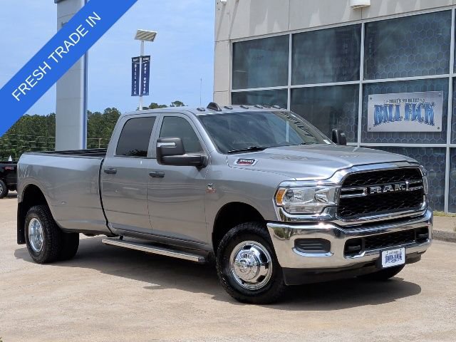 Used 2024 RAM 3500 Tradesman w/ Chrome Appearance Group AWD/4WD image 1
