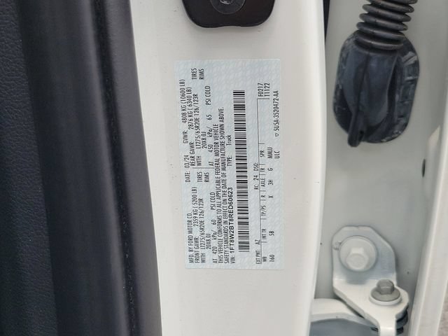 Certified 2024 Ford F250 Lariat w/ Lariat Ultimate Package AWD/4WD image 32