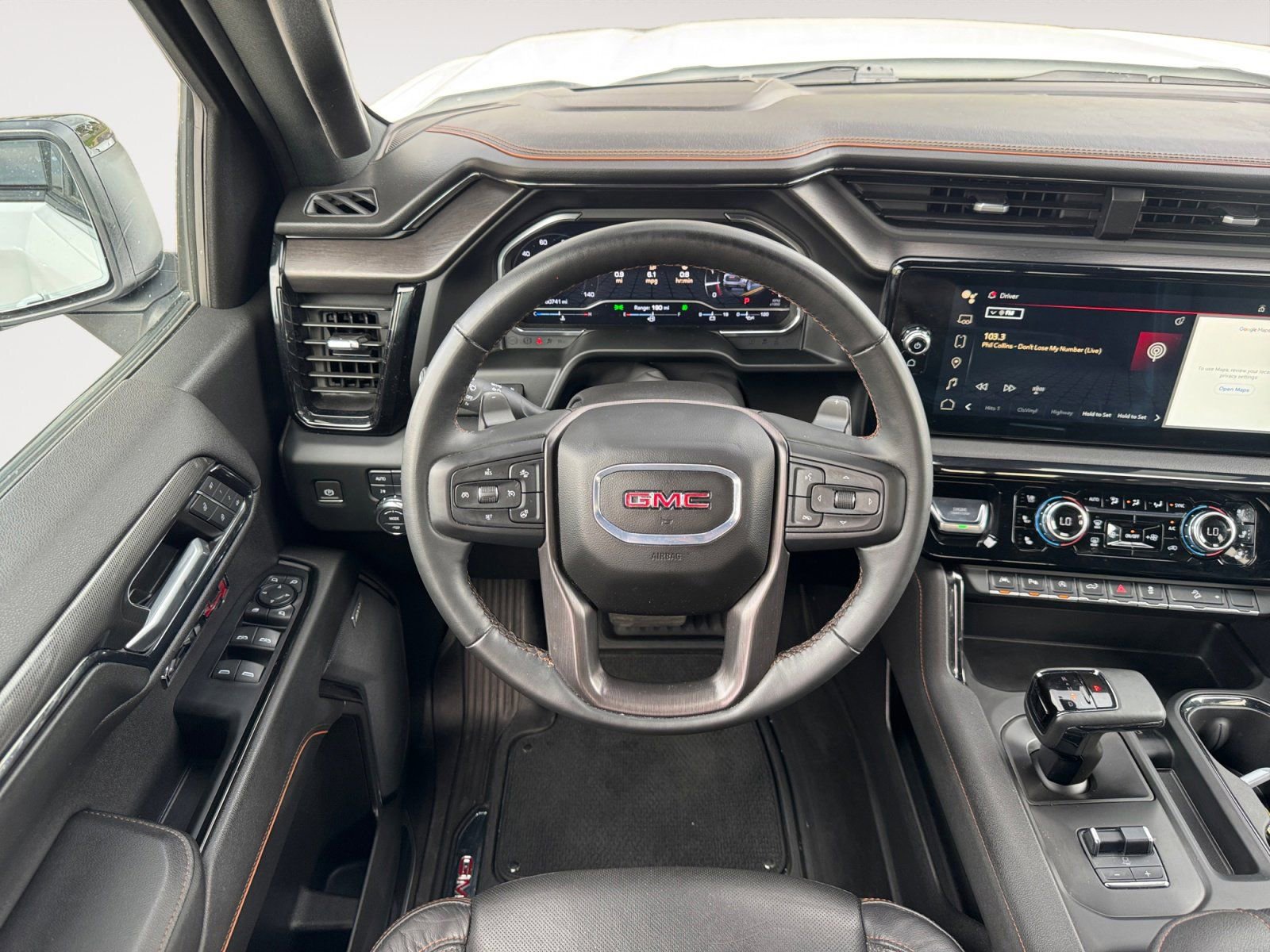 Used 2024 GMC Sierra 1500 AT4 w/ Technology Package AWD/4WD image 12
