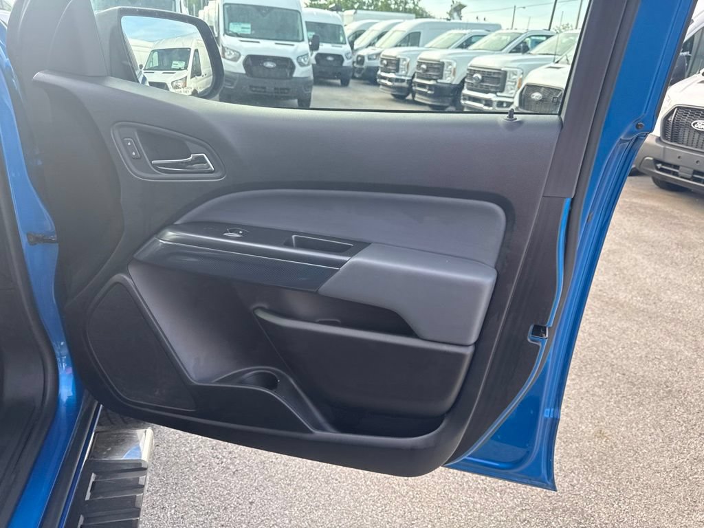 Used 2021 Chevrolet Colorado Z71 w/ Safety Package AWD/4WD image 32