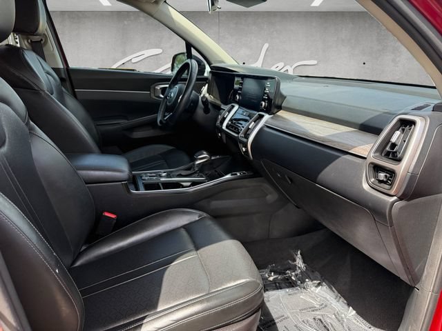 Used 2021 Kia Sorento EX AWD/4WD image 25