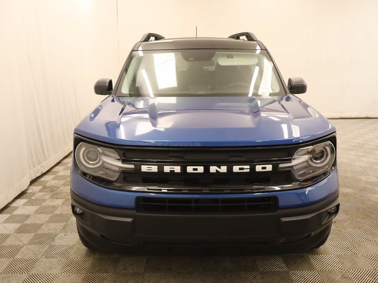 Certified 2023 Ford Bronco Sport Outer Banks w/ Tech Package AWD/4WD image 4