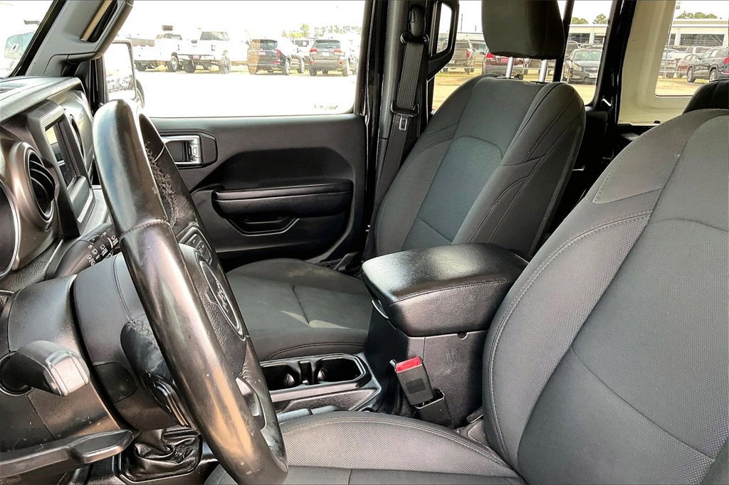 Used 2020 Jeep Wrangler Unlimited Sport image 18