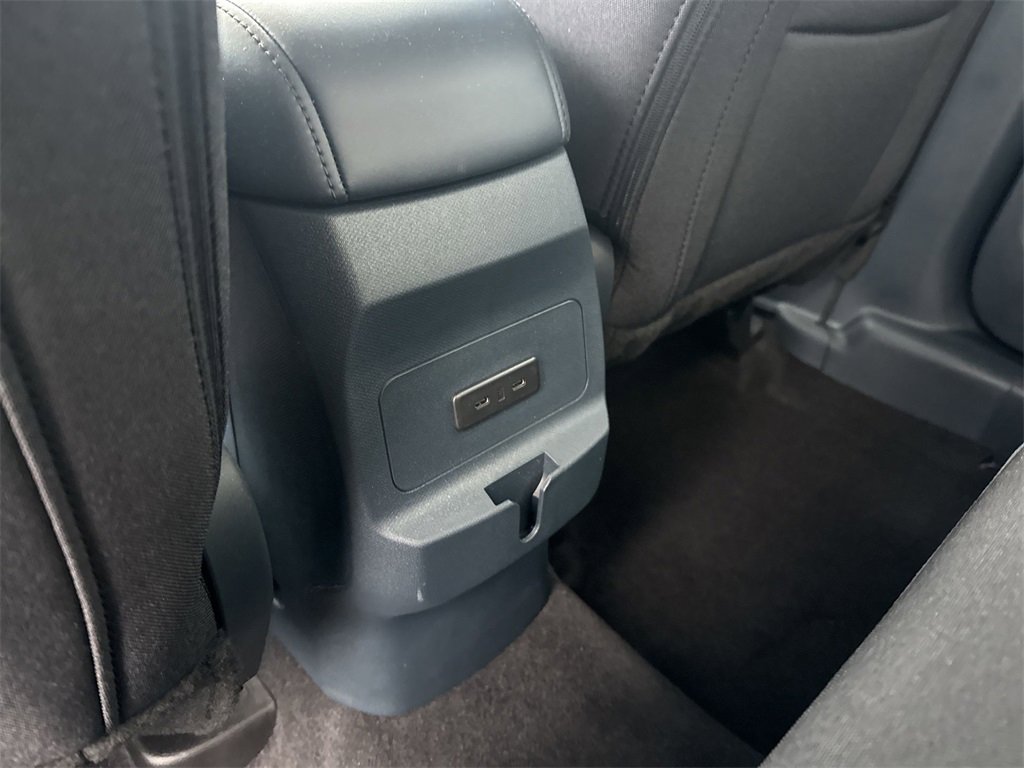 Certified 2025 Ford Maverick XL w/ Equipment Group 102A image 24