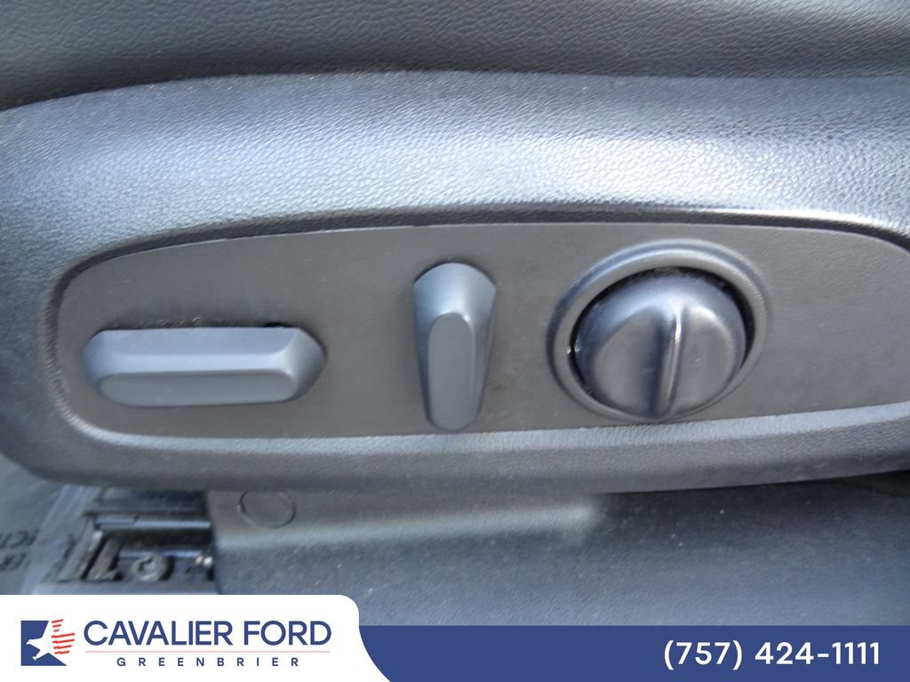 Used 2023 Chevrolet Traverse Premier w/ Redline Edition AWD/4WD image 7