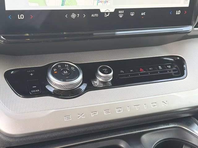 Certified 2025 Ford Expedition Max Active RWD image 35