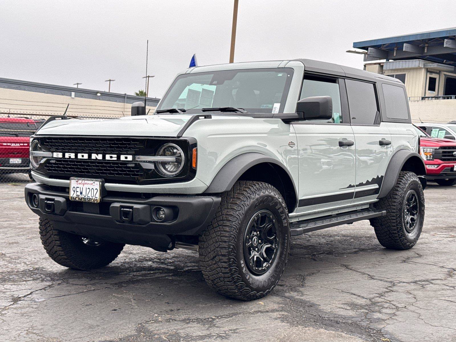 Certified 2023 Ford Bronco Wildtrak AWD/4WD image 4