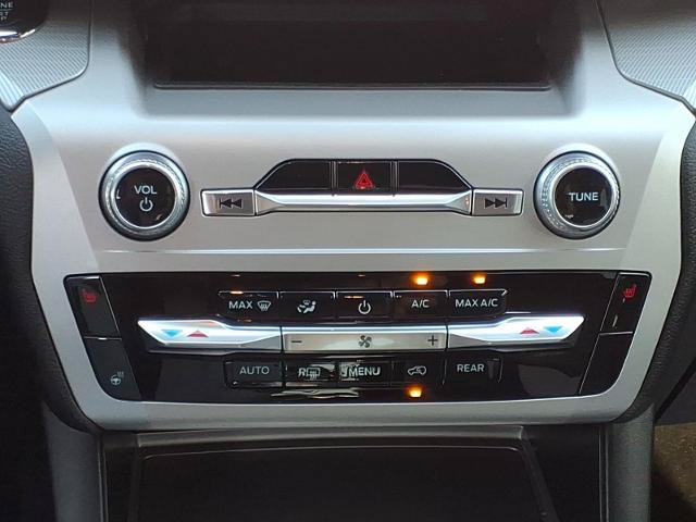 Certified 2022 Ford Explorer XLT AWD/4WD image 11