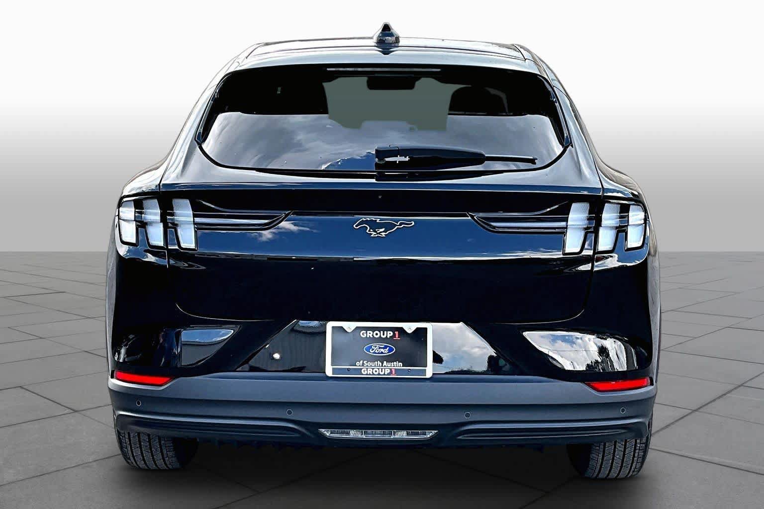 Certified 2025 Ford Mustang Mach-E Select w/ Comfort Package Lite RWD image 4