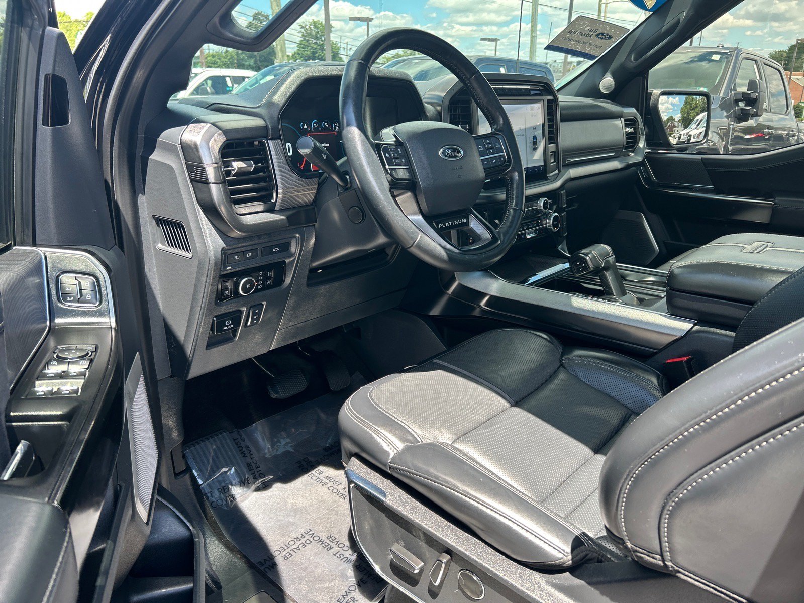 Certified 2023 Ford F150 Platinum w/ Equipment Group 701A High AWD/4WD image 8