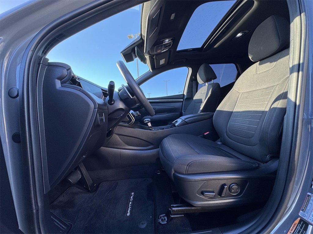 Used 2023 Hyundai Santa Cruz Night image 13