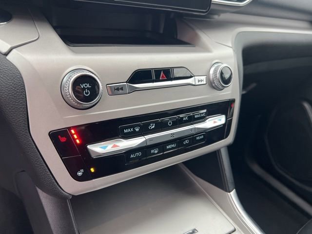 Certified 2024 Ford Explorer XLT w/ Equipment Group 202A image 15