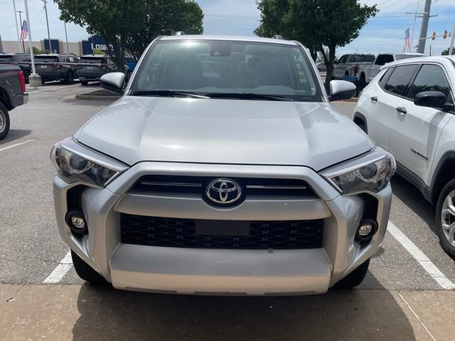 Used 2024 Toyota 4Runner SR5 RWD image 3