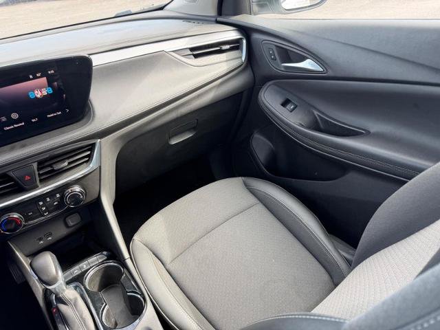 Used 2024 Buick Encore GX Preferred FWD image 17