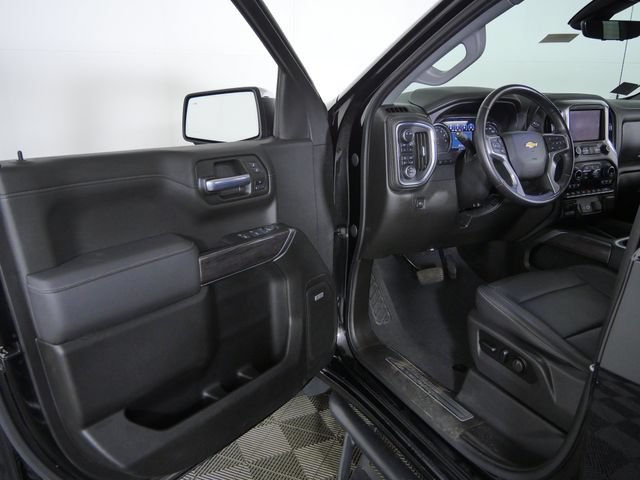 Used 2021 Chevrolet Silverado 1500 LTZ w/ LTZ Premium Package AWD/4WD image 17