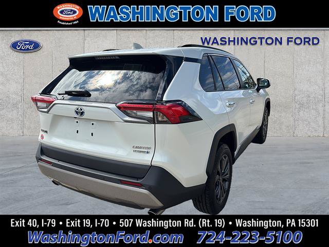 Used 2022 Toyota RAV4 Limited AWD/4WD image 4