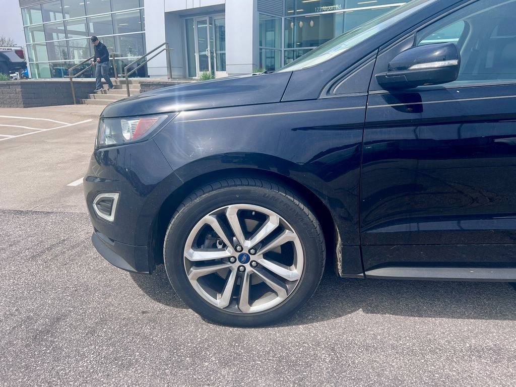 Certified 2017 Ford Edge Sport w/ Technology Package AWD/4WD image 29