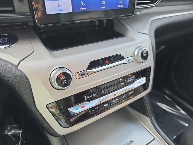 Certified 2023 Ford Explorer XLT RWD image 27