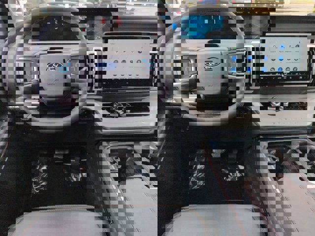 Certified 2025 Ford Expedition Max Active image 33