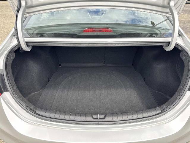 Used 2019 Hyundai Accent SE FWD image 26