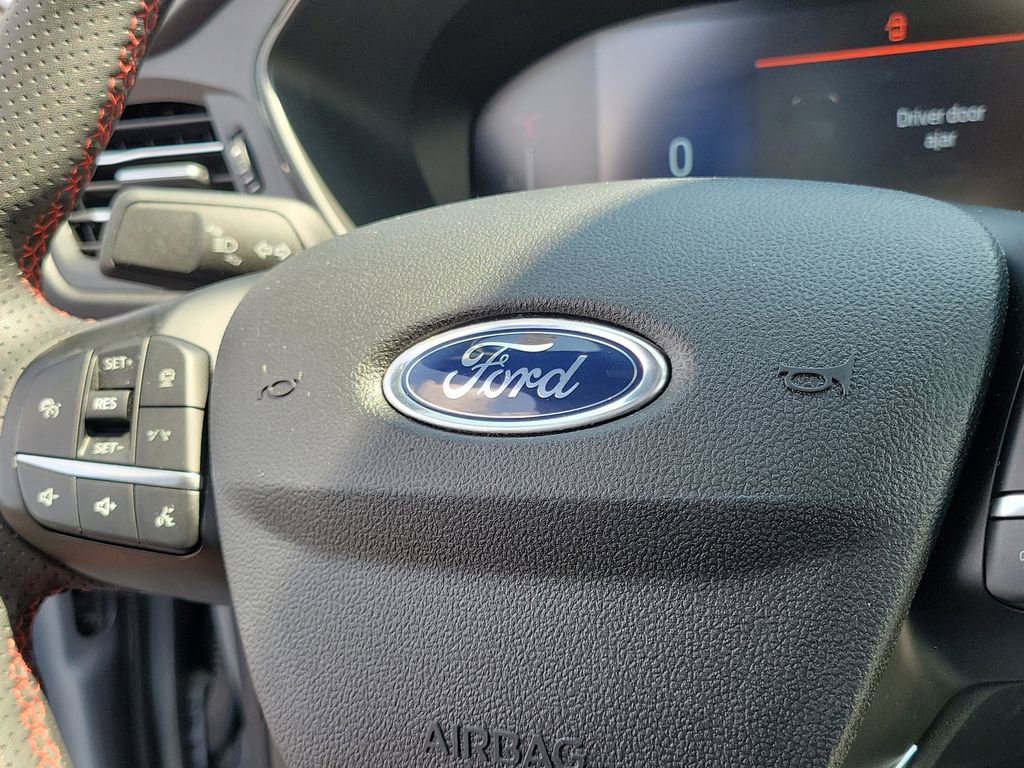 Certified 2023 Ford Escape ST-Line w/ Tech Pack #1 AWD/4WD image 30
