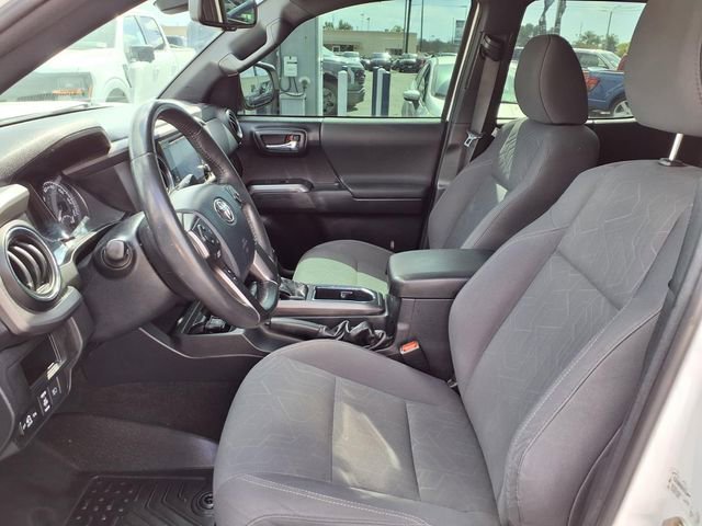 Used 2019 Toyota Tacoma TRD Sport w/ Technology Package RWD image 14
