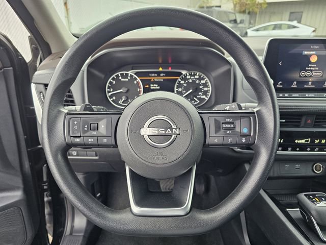 Used 2023 Nissan Rogue SV image 23