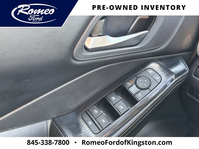 Used 2024 Nissan Rogue SV AWD/4WD image 23
