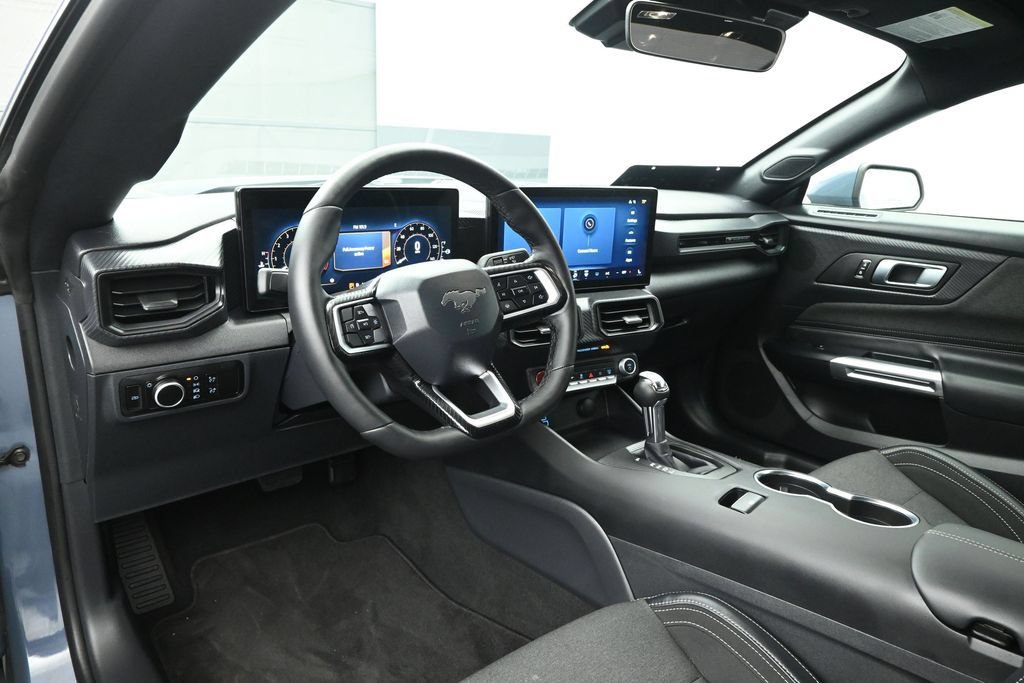 Certified 2025 Ford Mustang Coupe RWD image 14