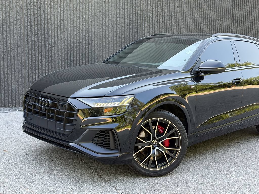 Used 2022 Audi Q8 Premium Plus AWD/4WD image 2