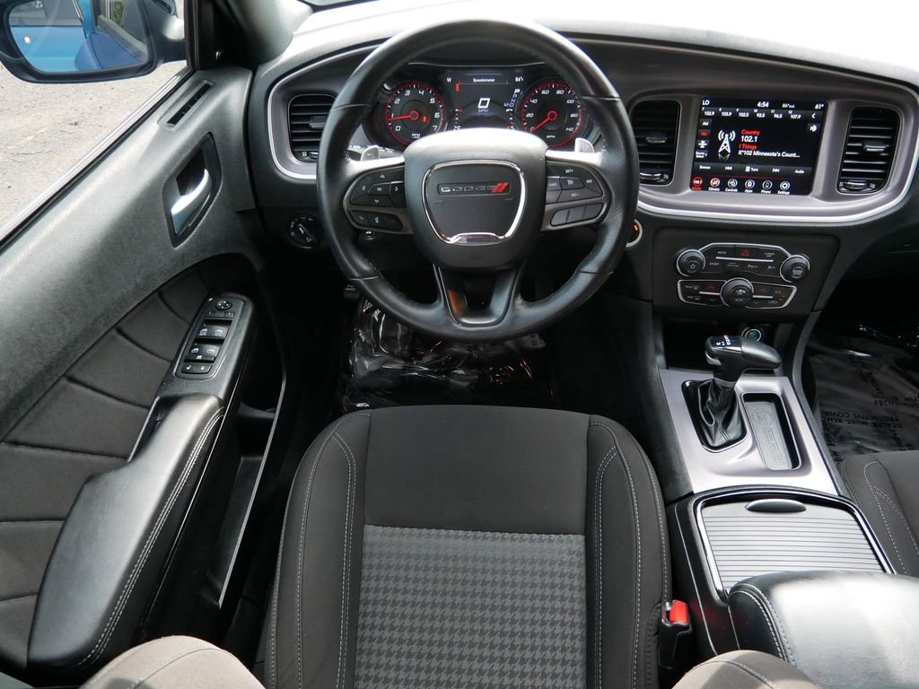 Used 2022 Dodge Charger SXT w/ Driver Convenience Group AWD/4WD image 12